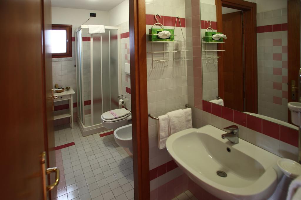 Residence Golf Club Ristorante Centanni Bagno a Ripoli Habitación foto